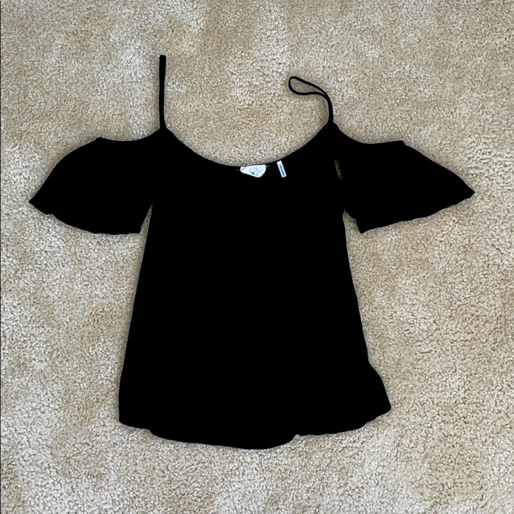 Black off the shoulder tank